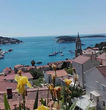 Luci Apartment Hvar Town