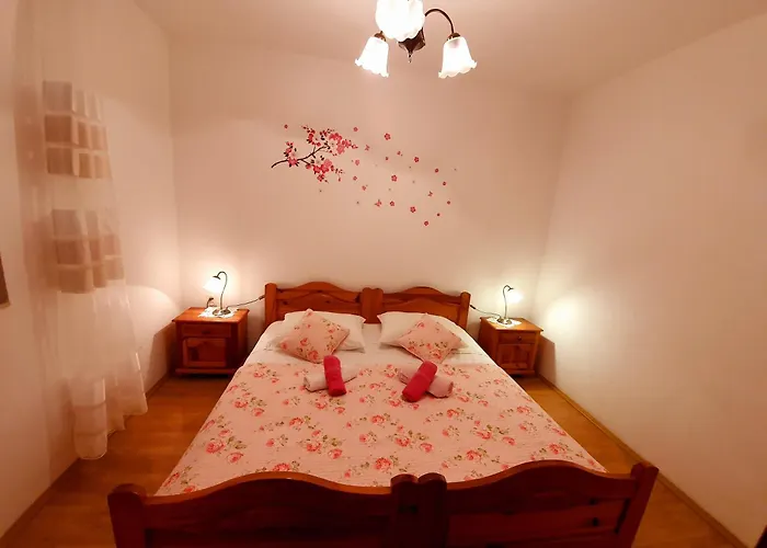 Luci Apartment Hvar Town