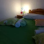 Luci * 赫瓦尔