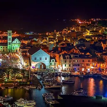 Luci Apartamento Hvar Town