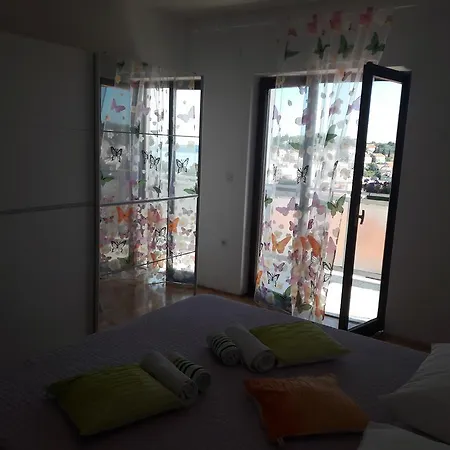 Luci Apartmán Hvar Town