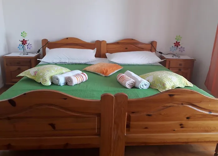 Luci Lägenhet Hvar Town